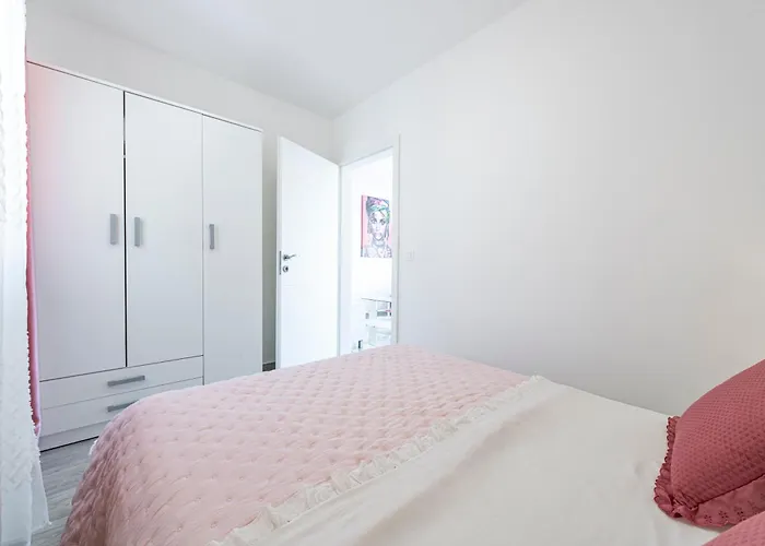 شقة Lana مْليني